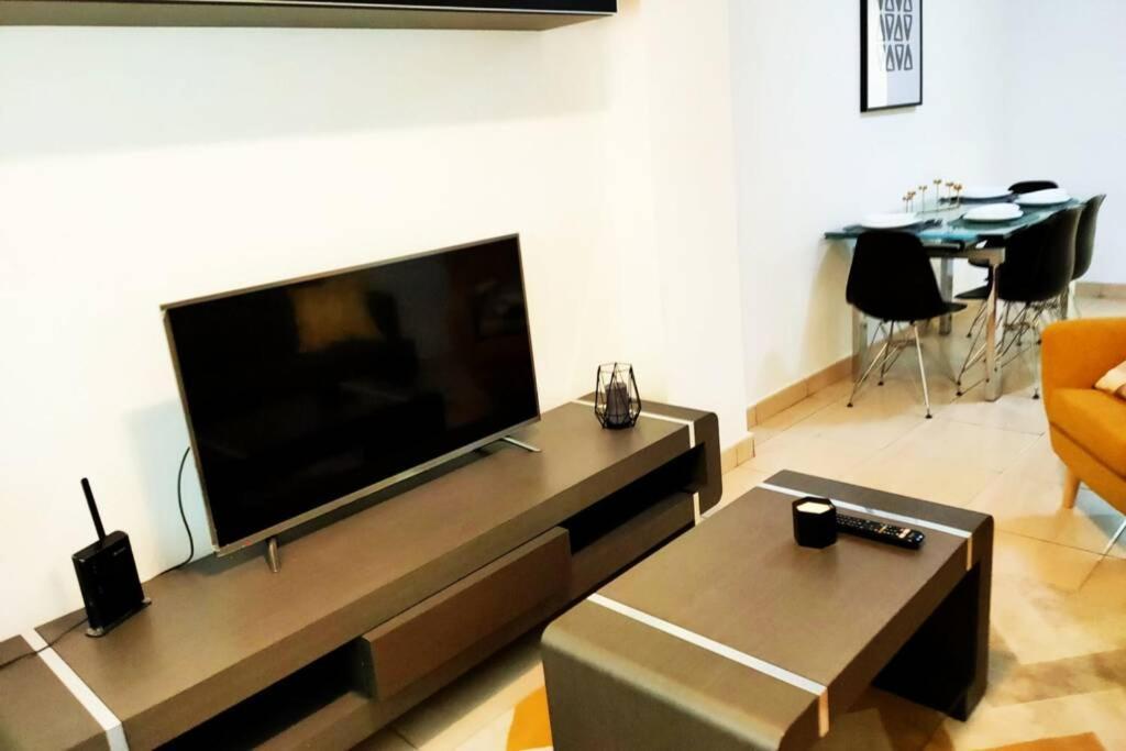 Donoso Cortes Apartment - アリカンテ エクステリア 写真